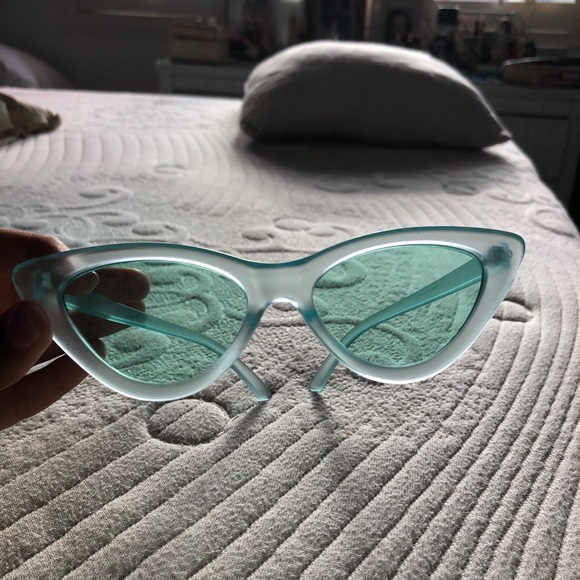 Brandy Melville Accessories - VINTAGE GLASSES